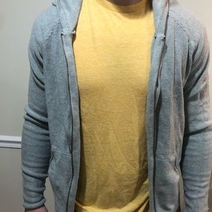 Men’s gray zip up sweater